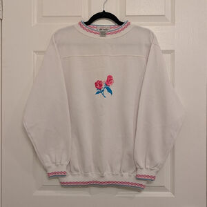 Vintage 90s Rose Embroidered Sweatshirt Crewneck Grandma Core Cottagecore M
